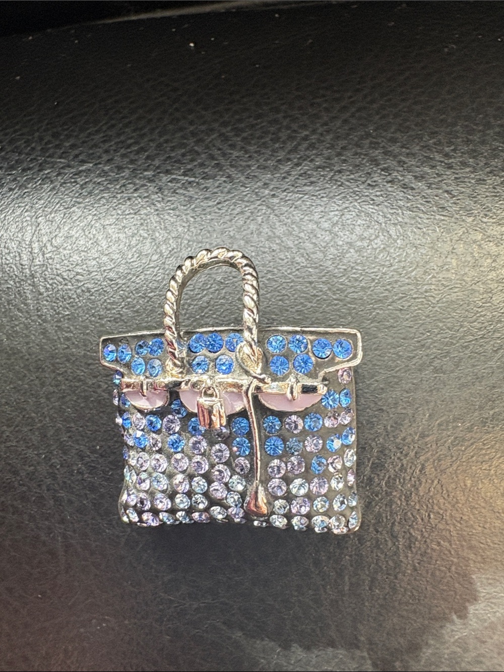 Crystal Embellished Blue Mini Bag Brooch
Silhouette Of Hermes Birkin Bag - Picture 6 of 6